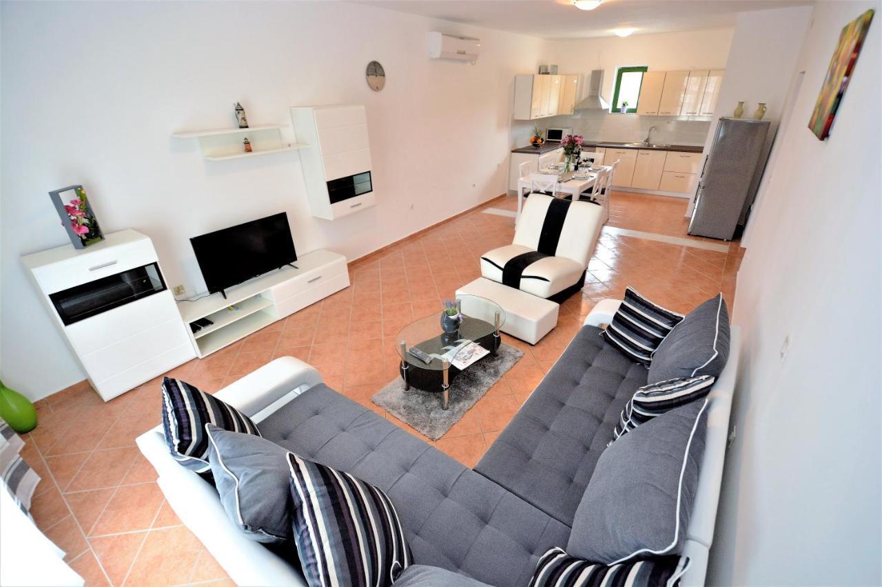 Villa Allegro Sukošan Εξωτερικό φωτογραφία